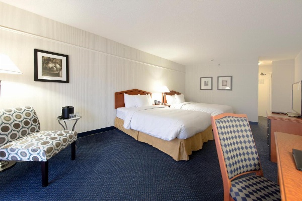 Toronto Don Valley Hotel and Suites image 7